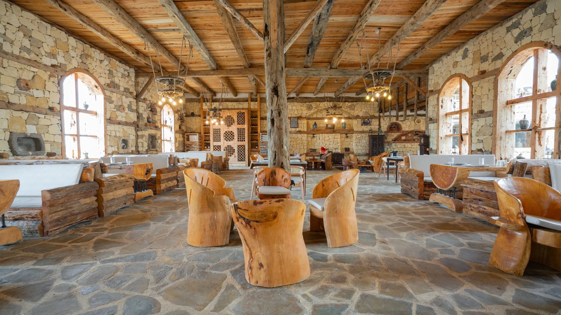 restaurant_page.restaurant.title